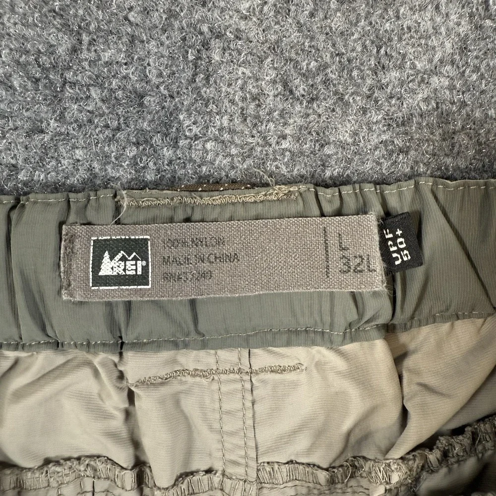 REI Pants Mens Large (Fits 30x31) Tan Beige Cargo Nylon UPF‎ 50+ Hiking Outdoors
